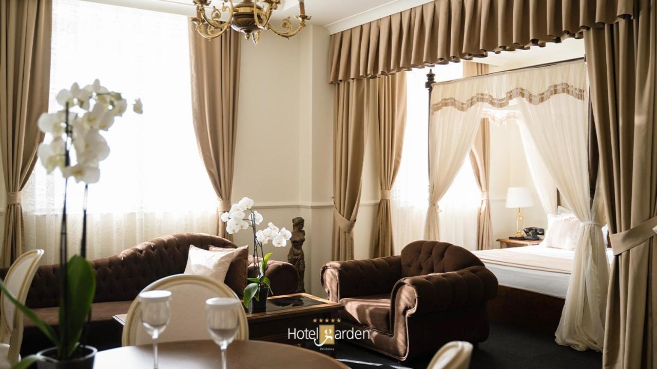 Hotel Garden プリシュティナ エクステリア 写真