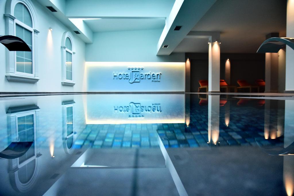 Hotel Garden プリシュティナ エクステリア 写真
